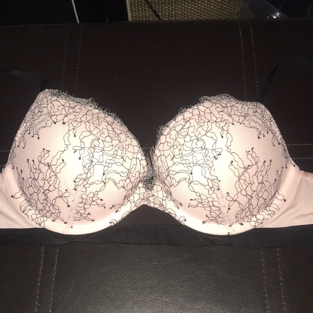Victoria’s Secret Very Sexy Bra